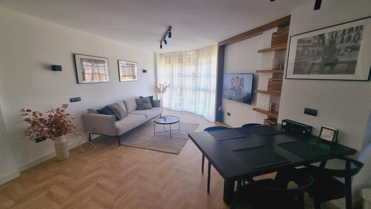 Luxe Appartement In Het Centrum Van Malaga Met Gratis Parkeerplek! Kültér fotó