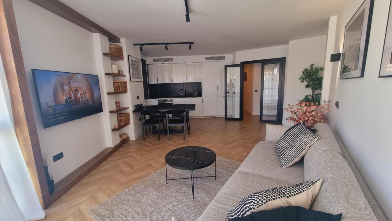 Luxe Appartement In Het Centrum Van Malaga Met Gratis Parkeerplek! Kültér fotó